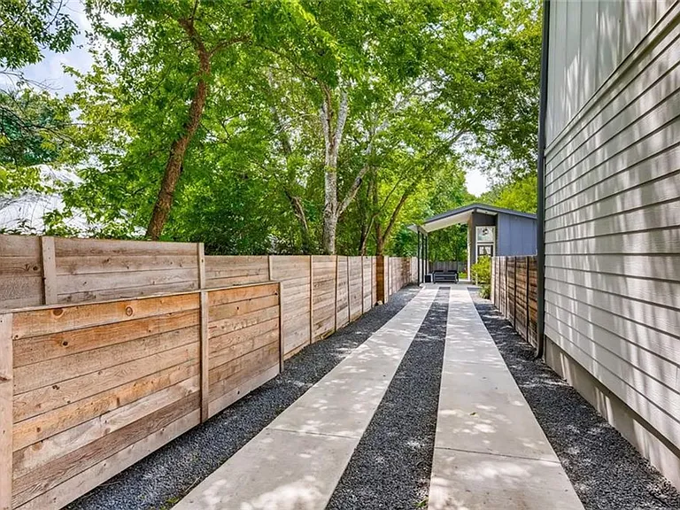 1142 Eleanor St #2-78721 — Photo 20
