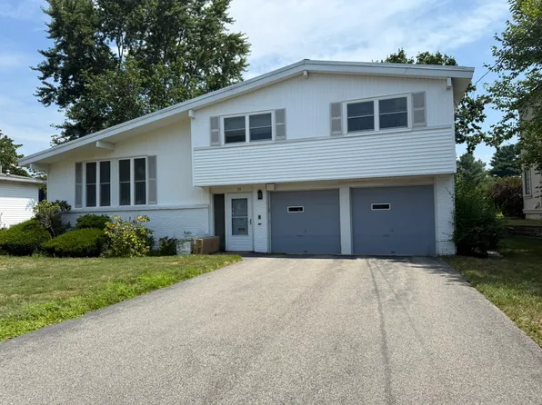 55 Esty Farm Rd, Newton, MA 02459