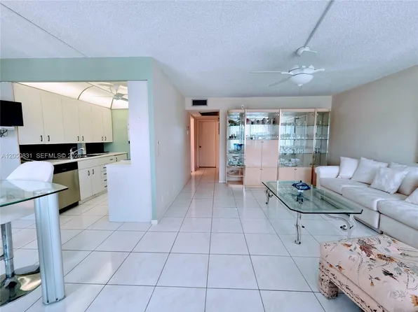 3076 Exeter E #3076, Boca Raton, FL 33434