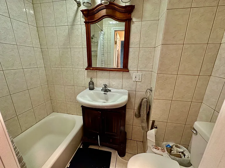 73 Thatcher St #302 — Photo 5