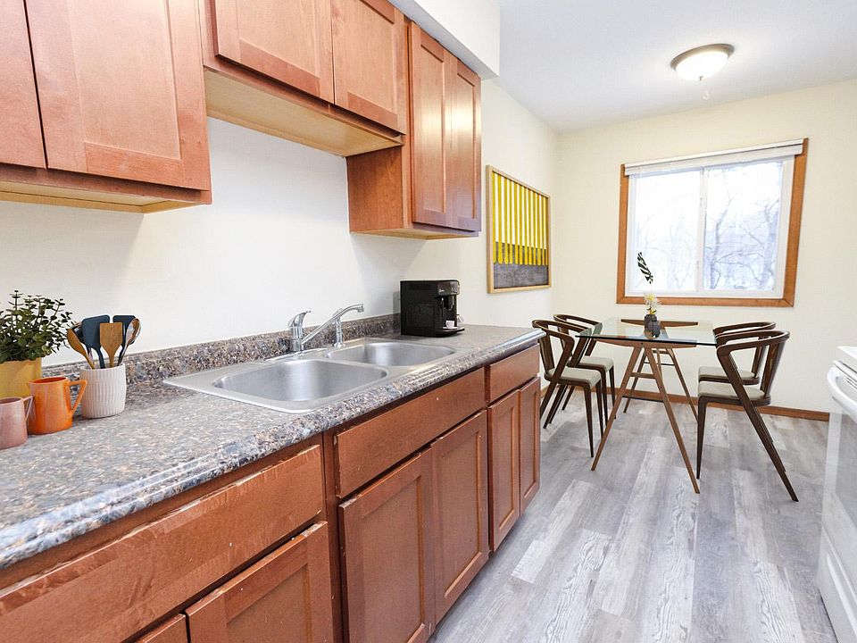 Colonial Apartments 8000 36th Ave N New Hope MN Zillow