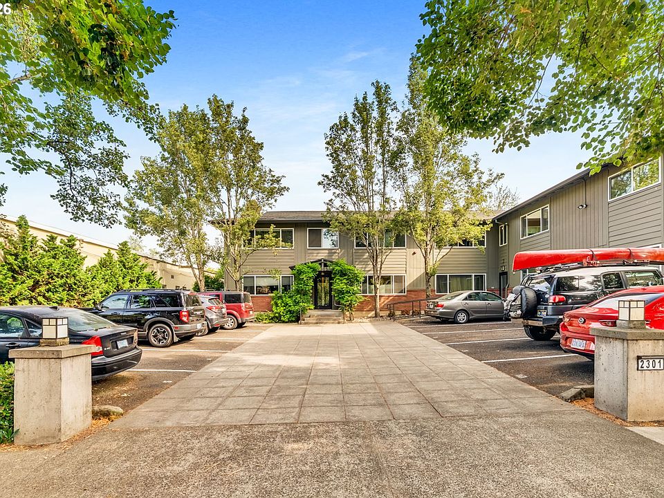 1st image of 2301 SE Caruthers St APT 10