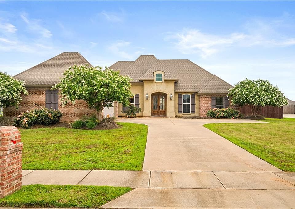 1st image of 6008 Settlers Dr