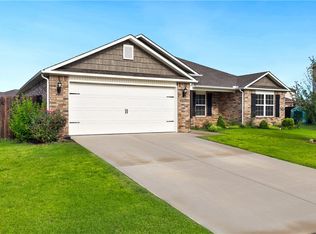 4212 SW Atlantic Ct, Bentonville, AR 72713