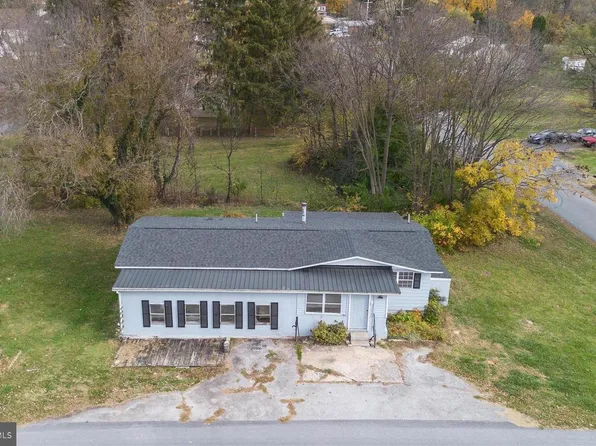 111 S McDonald St, Ranson, WV 25438