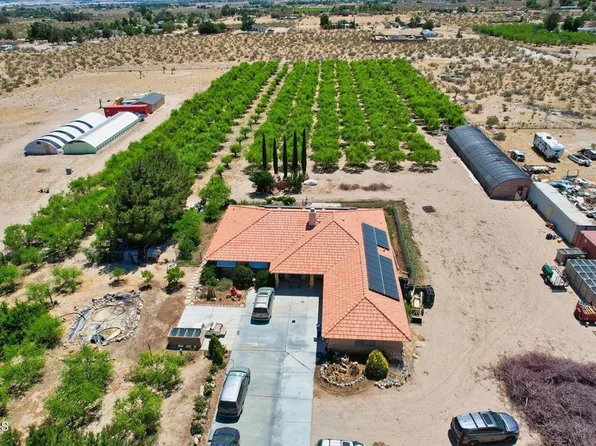 9975 Custer Ave, Lucerne Valley, CA 92356