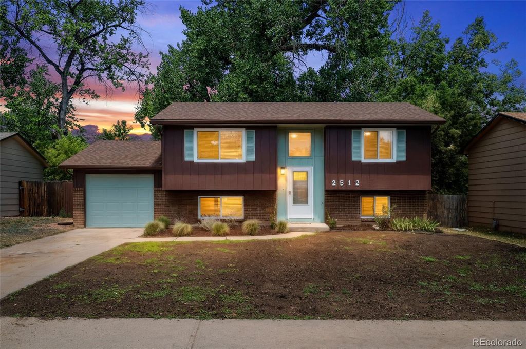 2512 Woodvalley Court