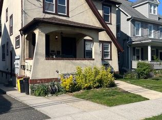 46 Orchard St APT A, Oyster Bay, NY 11771