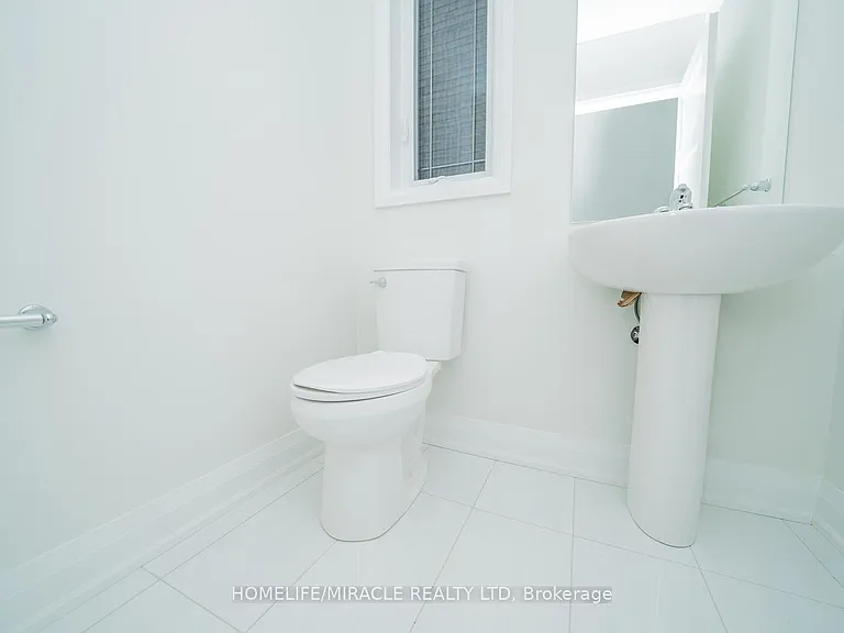 522 Askew Ct — Photo 12