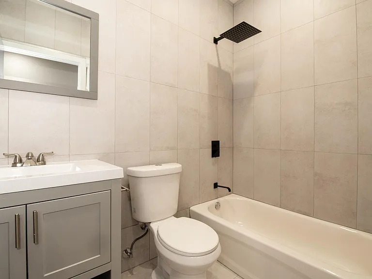 638 Diamond St #2 — Photo 7