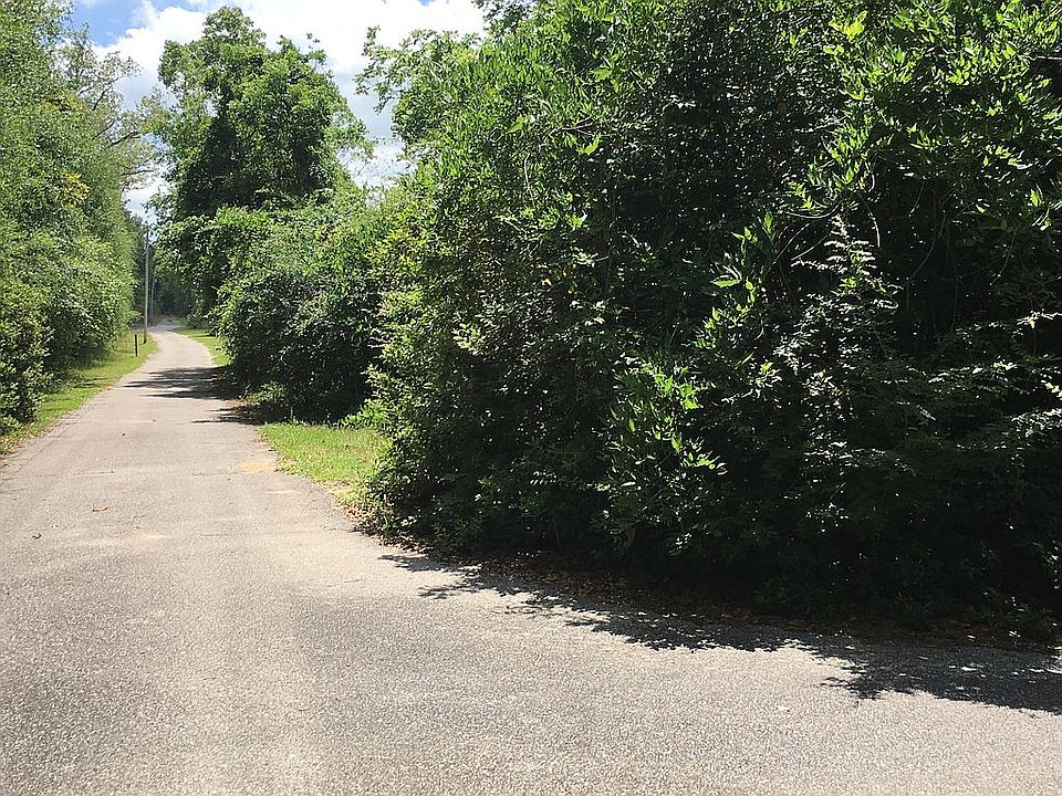 2nd image of 1821 N Pine Barren Rd