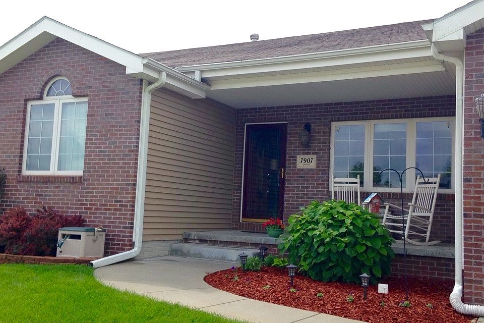 1st image of 7907 Garland St