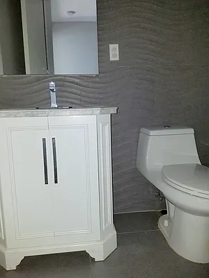 Rented by Uptown Flats LLC | media 18