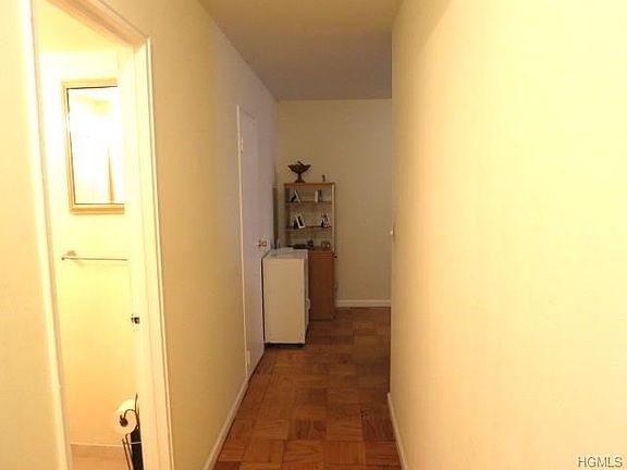 Entry Foyer leads to Dining Room for entertaining