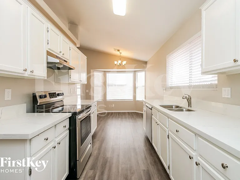 4323 E Aspen Ave — Photo 6