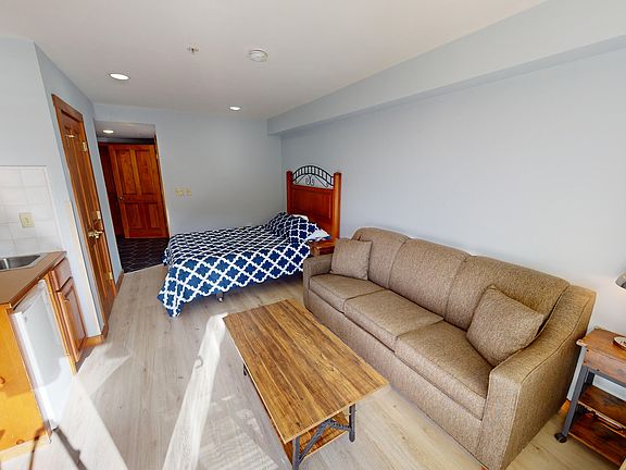 2nd image of 220 Highland House #26209