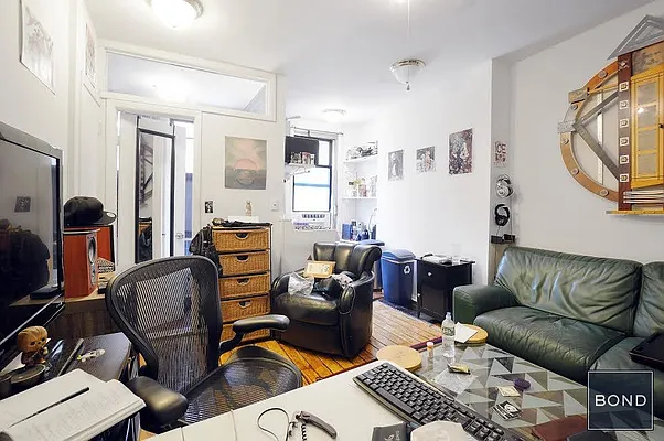 Rented by Bond New York | media 22