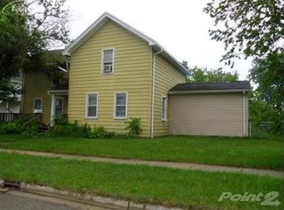 103 Railroad St, Holly, MI 48442