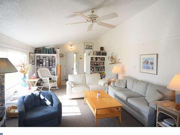5th image of 18503 Canter Ave