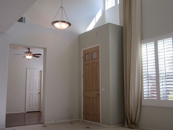 3rd image of 57 Greenmeadow Dr