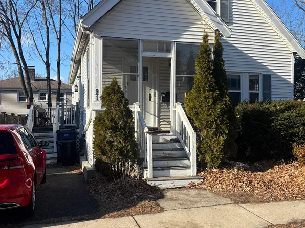 21 Glenellen Rd APT 1, West Roxbury, MA 02132
