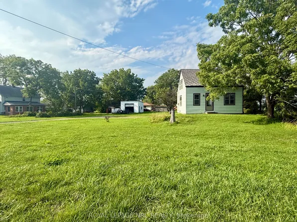 735 Main St W, Pt Colborne, ON L3K 5V4