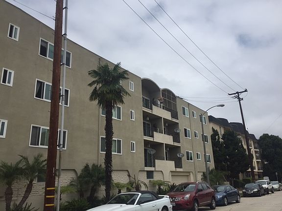 4th image of 3737 E 2nd St Unit 202