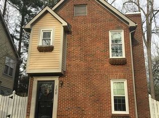 100 Westview Cove Ln, Cary, NC 27513