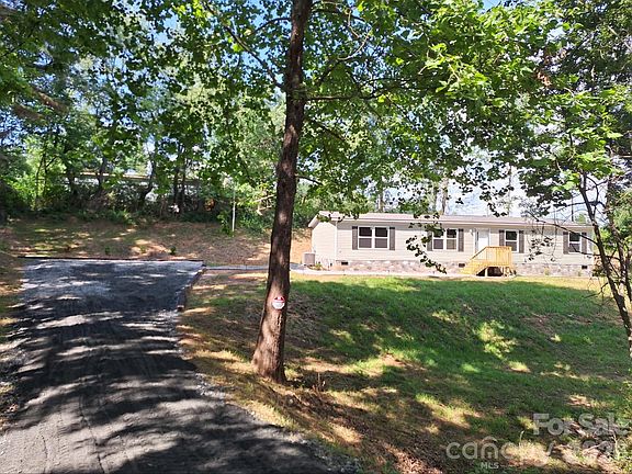2nd image of 49 Spivey Mountain Rd