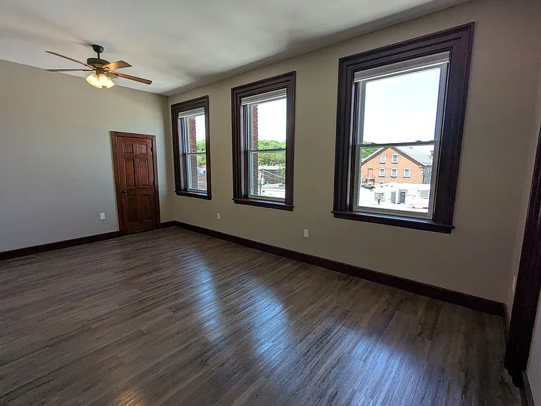 130 Remsen St — Photo 3