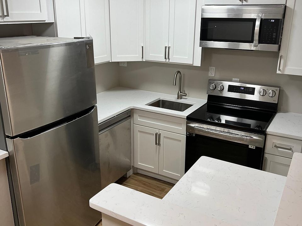 1st image of 81 Balance Rock Rd APT 9