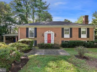 4 Locksley Ct, Silver Spring, MD 20904