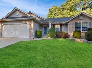 2 Davis Woods, Collinsville, IL 62234