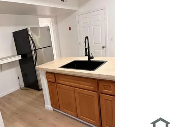 49 Smith St Floor 2, Bridgeport, CT 06607