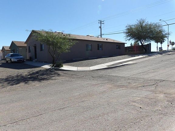 2nd image of 1871 S San Antonio Dr
