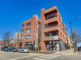 2402 W McLean Ave APT 403, Chicago, IL 60647