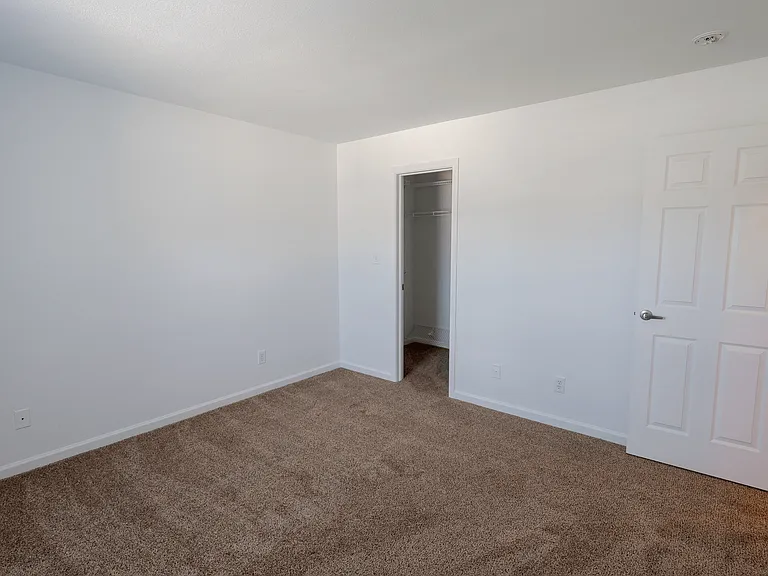Barton Farms Apartments and Duplexes — Photo 47