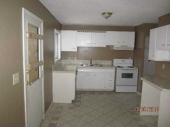4th image of 1281 Shanley Dr