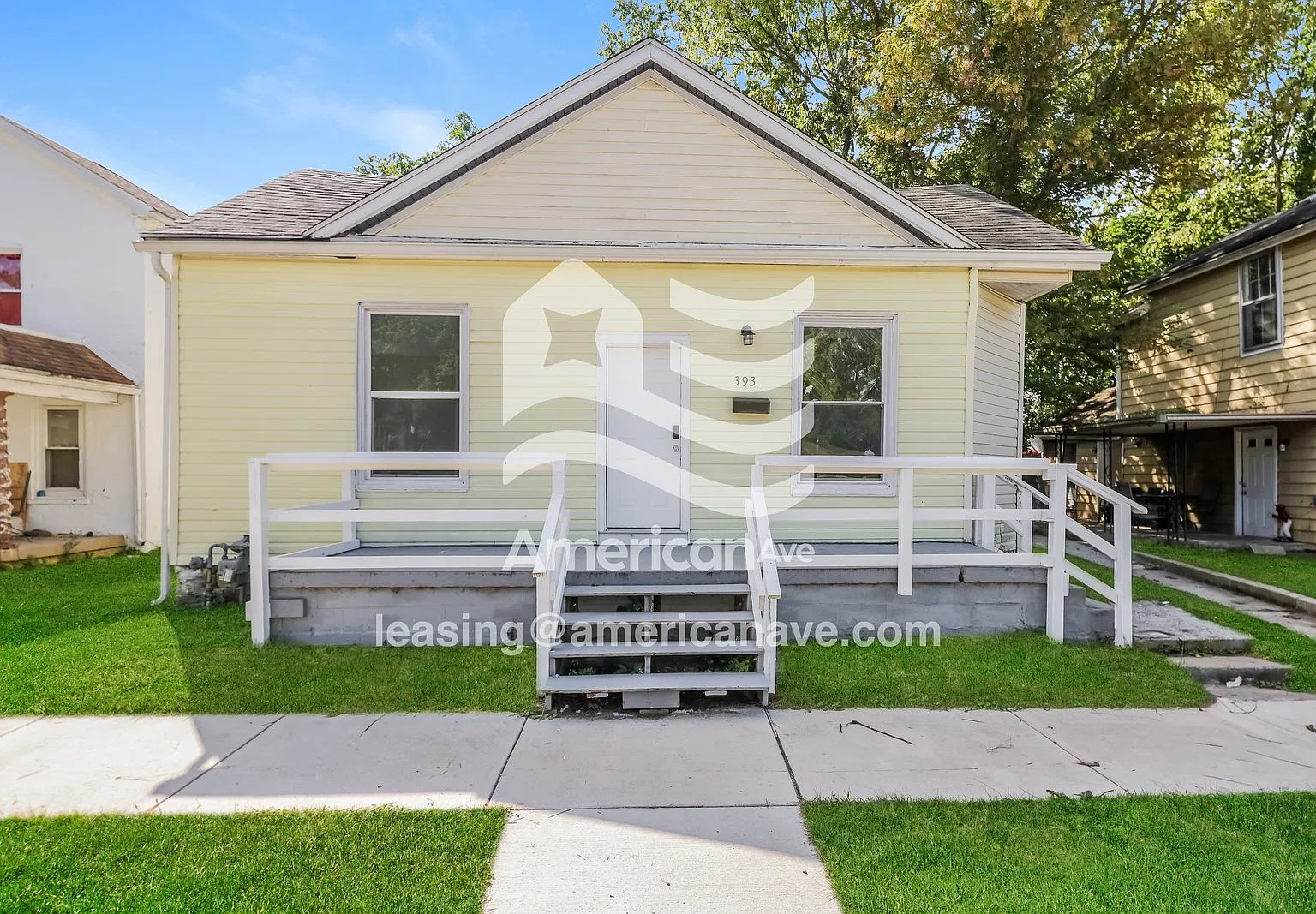 3 bed, 1.0 bath, 1118 sqft, $1,350 — Photo 1
