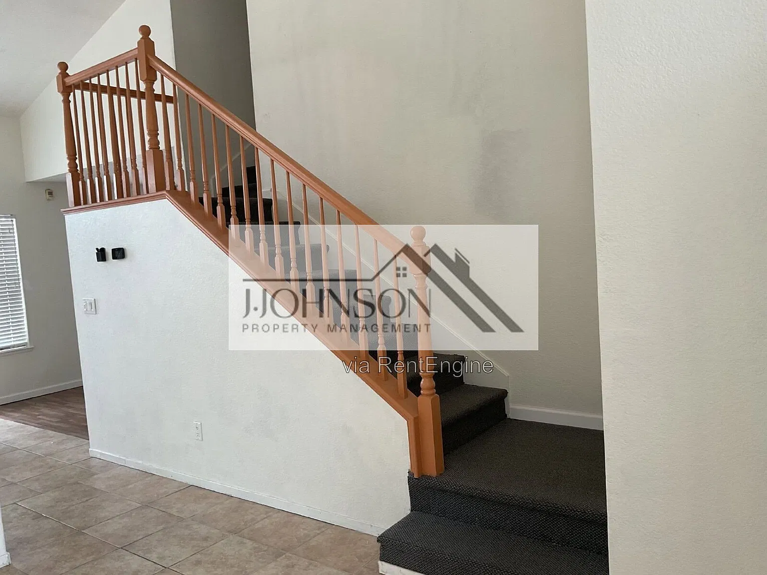 3 bed, 2.0 bath, 1640 sqft, $2,400 — Photo 3