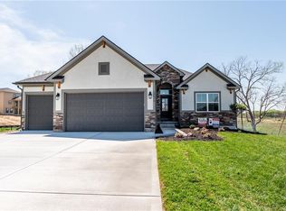 4850 NW Martin St, Riverside, MO 64150