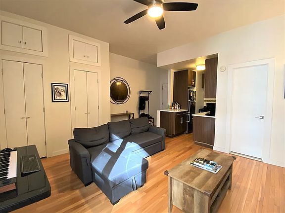 4th image of 159 W 85th St APT 3A