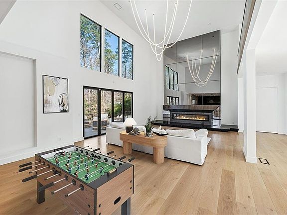 4th image of 1355 Moores Mill Rd NW