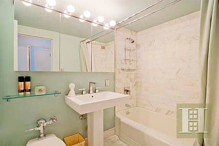 4th image of 60 Sutton Pl S #10NS