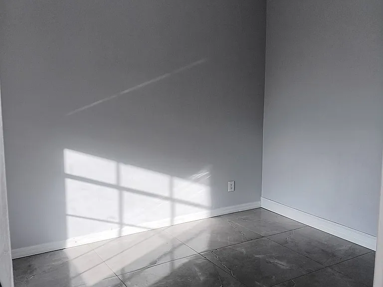 823 Eisenhower Blvd — Photo 14