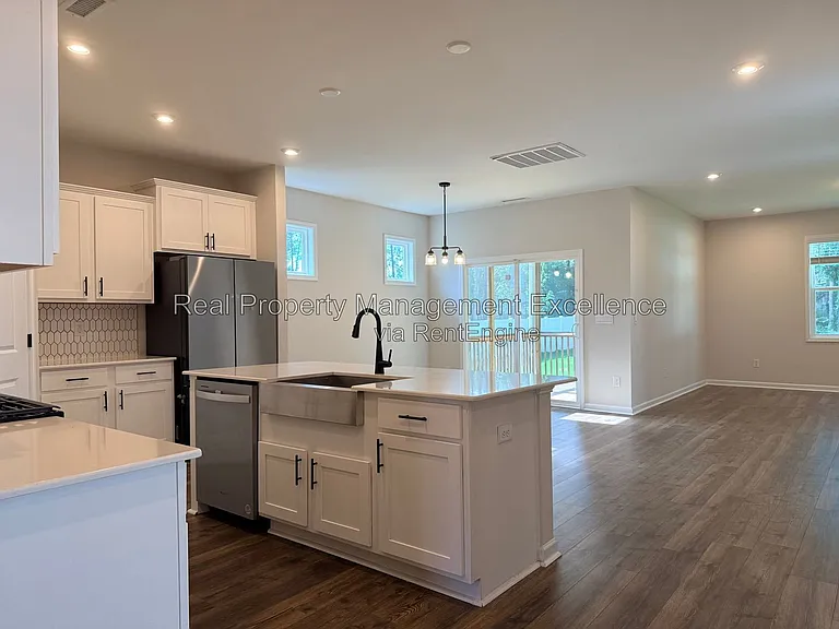 101 Brody Pine Way — Photo 3