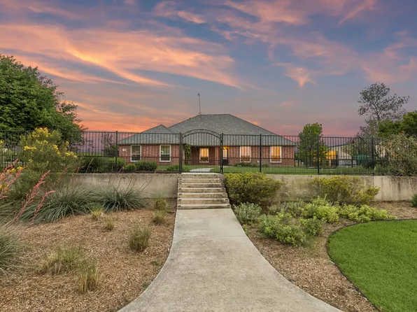 1901 Saw Tooth Ct, Haslet, TX 76052