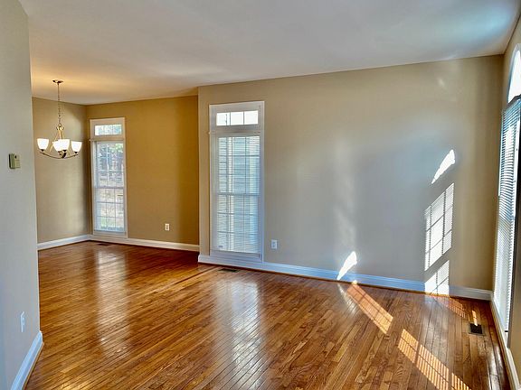 FORMAL LIVING AND DINING ROOMS