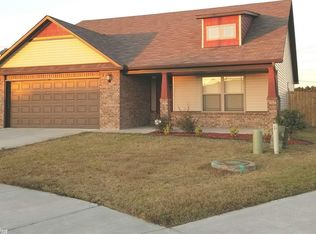 12421 Vernonia Dr, N Little Rock, AR 72117