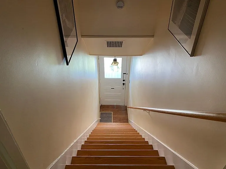 24 Lawrence St #24 — Photo 2
